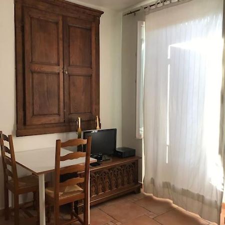 Location Studio Place Du Marche 4Eme Etage Bastia  Exterior foto